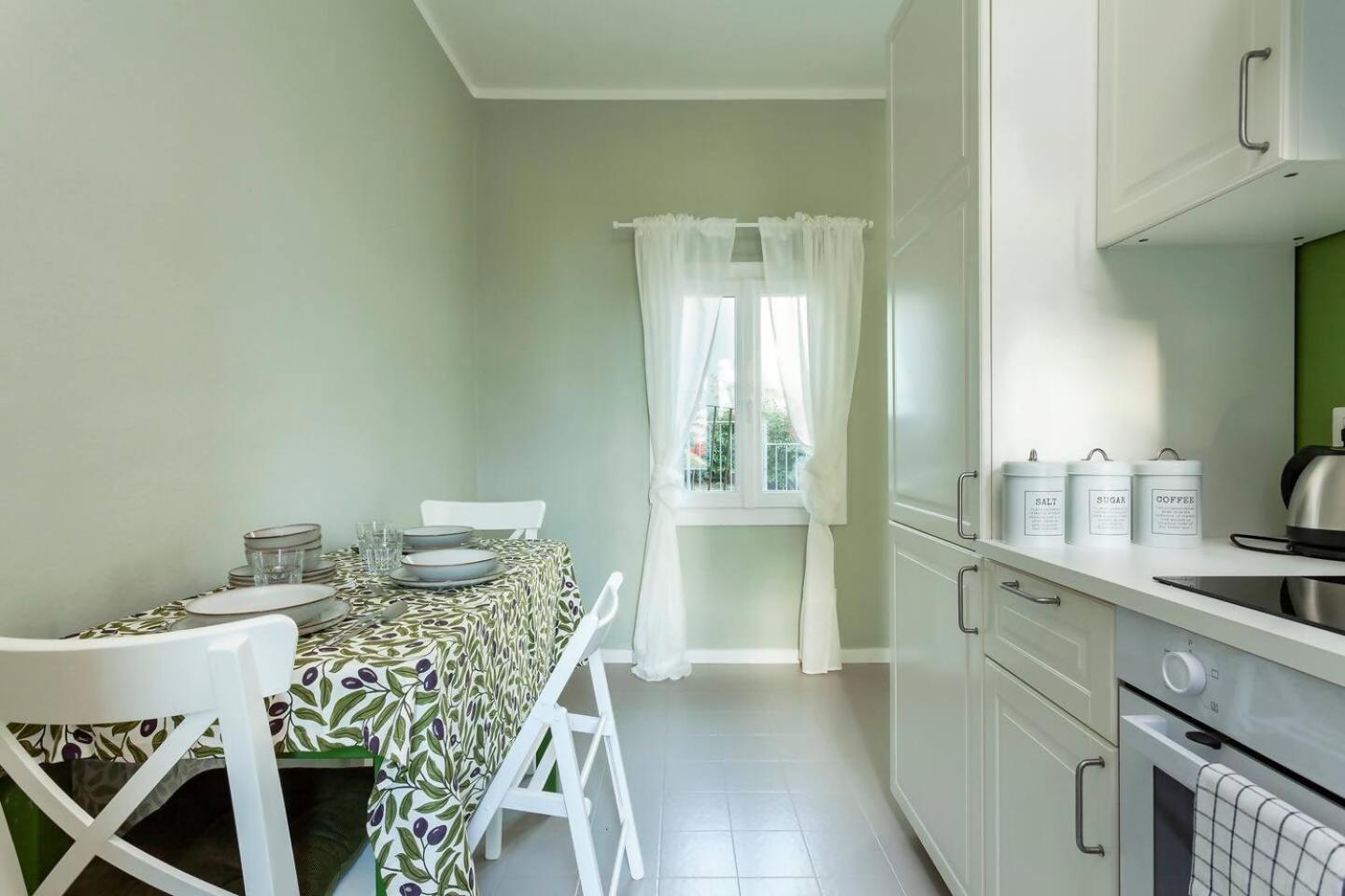 Villa Peroni Honeymoon Cottage Argegno Bagian luar foto